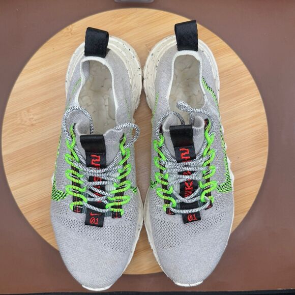 Athletic_Shoes